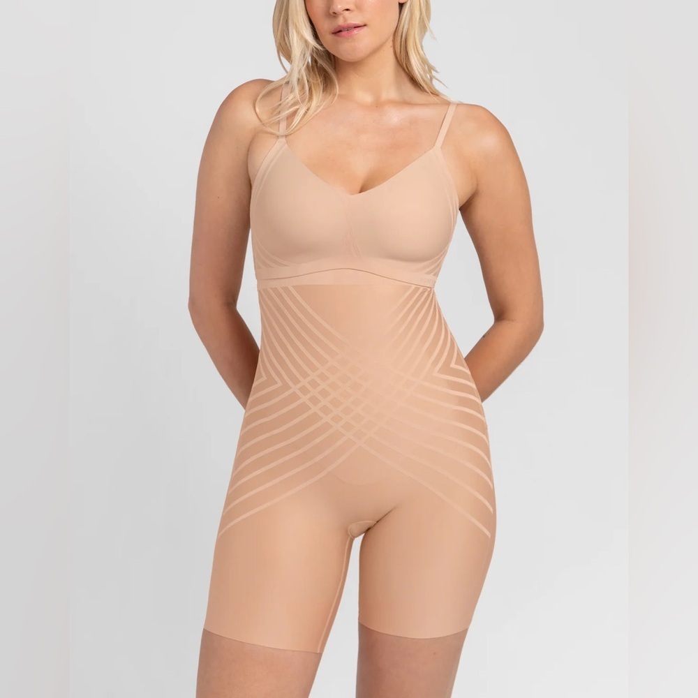 Honeylove Silhouette High-Waist Short Shapewear Women’s Small Sand